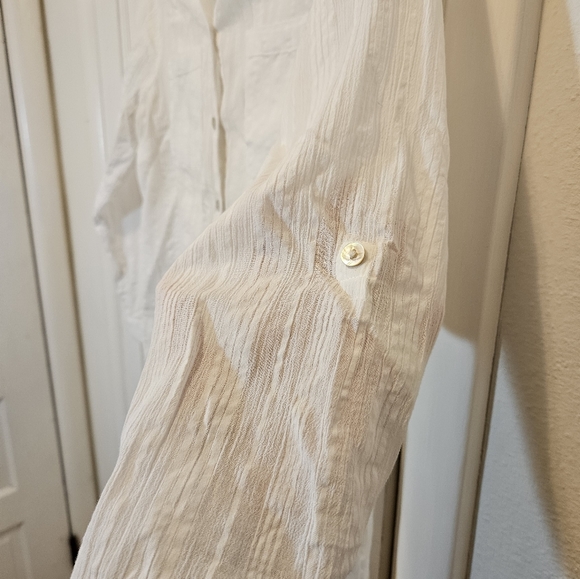 White button down blouse - Picture 3 of 6